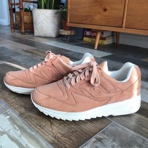 Saucony Grid 8500